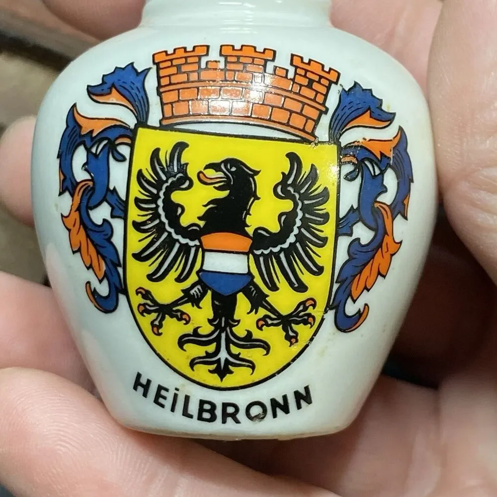 N/A vintage salt